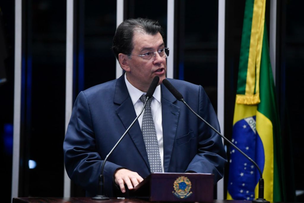 Eduardo Braga anuncia visita do ministro das Cidades para entregar 400 casas do Minha Casa, Minha Vida no Amazonas
