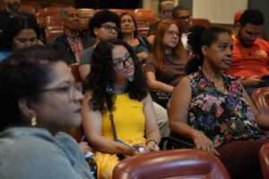 Cartaz da mostra de filmes de mulheres cineastas realizada no Cineteatro Guarany em Manaus.
